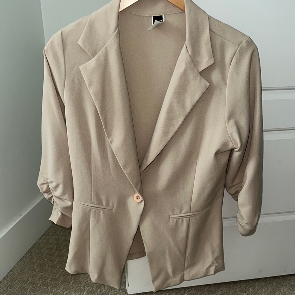 Women's Beige Blazer